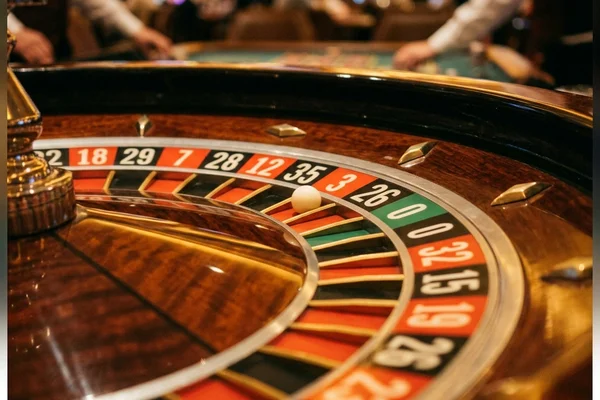 Vòng quay Roulette đang xoay